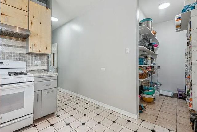 4833 N Ashland Avenue 2, Chicago, IL 60640