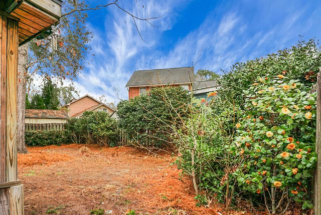 235 Knightsbridge Drive, North Charleston, SC 29418