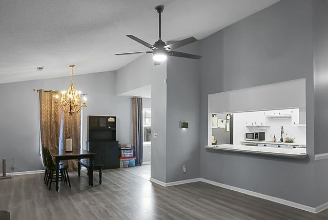 235 Knightsbridge Drive, North Charleston, SC 29418