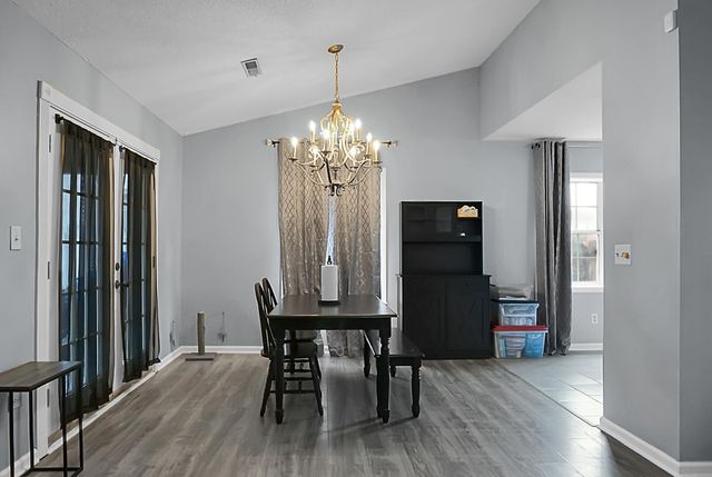 235 Knightsbridge Drive, North Charleston, SC 29418