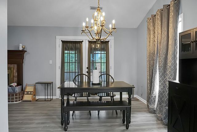 235 Knightsbridge Drive, North Charleston, SC 29418