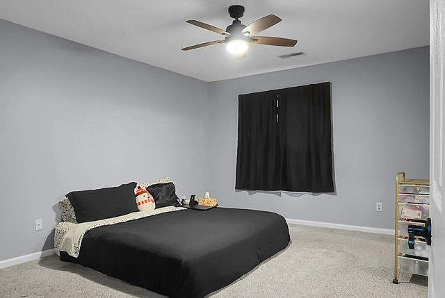 235 Knightsbridge Drive, North Charleston, SC 29418