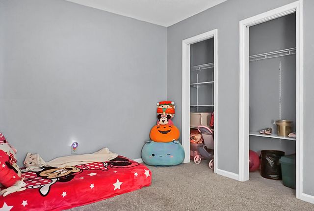 235 Knightsbridge Drive, North Charleston, SC 29418