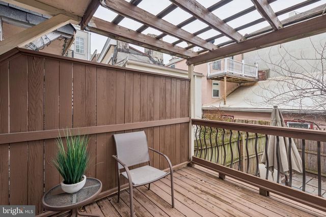 104 CHRISTIAN ST, Philadelphia, PA 19147