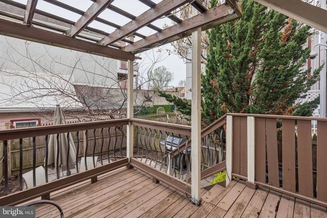 104 CHRISTIAN ST, Philadelphia, PA 19147