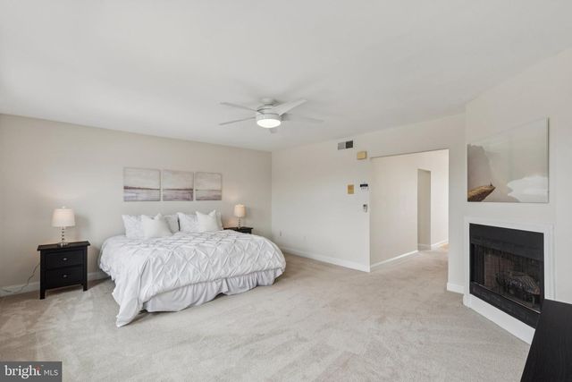 104 CHRISTIAN ST, Philadelphia, PA 19147