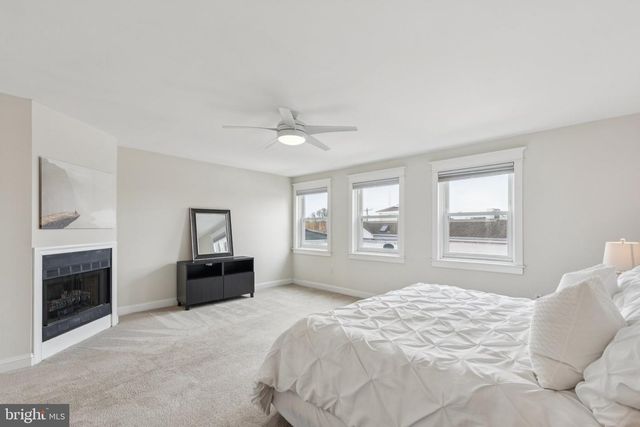 104 CHRISTIAN ST, Philadelphia, PA 19147