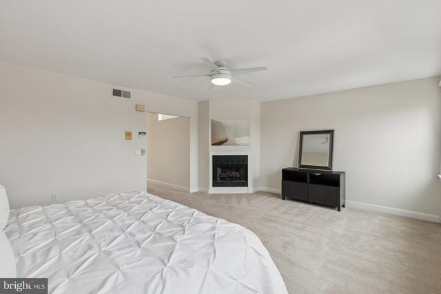 104 CHRISTIAN ST, Philadelphia, PA 19147