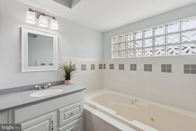 104 CHRISTIAN ST, Philadelphia, PA 19147