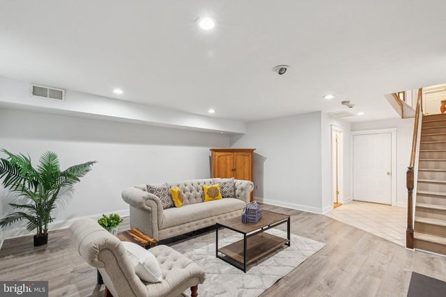 104 CHRISTIAN ST, Philadelphia, PA 19147