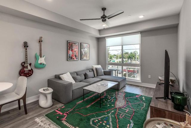 1048 Monroe Street 207, Santa Clara, CA 95050