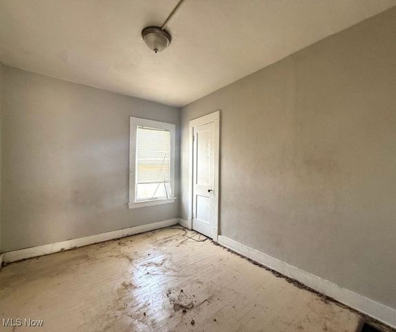 1276 E 133rd Street, East Cleveland, OH 44112