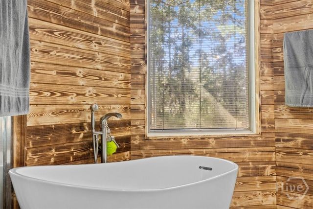 34 Barrett Cemetery Road NE, Ludowici, GA 31316