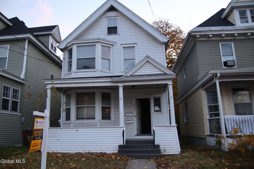 860 Washington Avenue, Albany, NY 12203