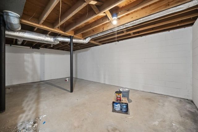 2379 Lakewood Drive NW, Kennesaw, GA 30152