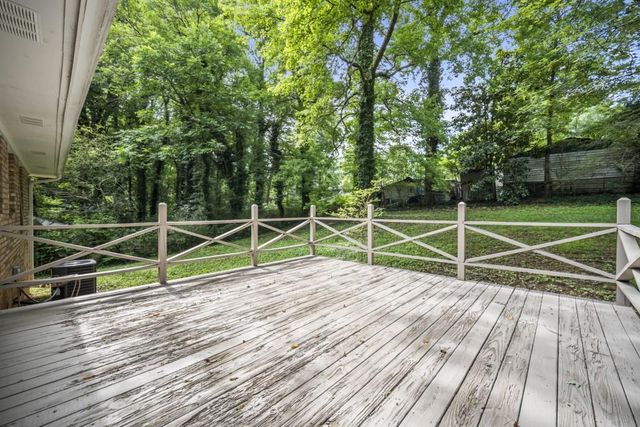 2379 Lakewood Drive NW, Kennesaw, GA 30152