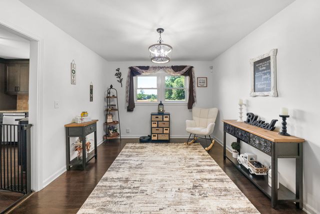 3824 Oakwood Rd, Woodlawn, TN 37191