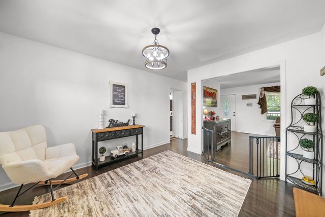 3824 Oakwood Rd, Woodlawn, TN 37191