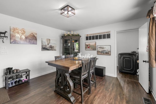 3824 Oakwood Rd, Woodlawn, TN 37191