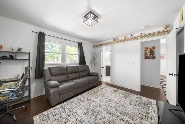 3824 Oakwood Rd, Woodlawn, TN 37191