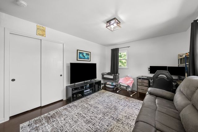 3824 Oakwood Rd, Woodlawn, TN 37191