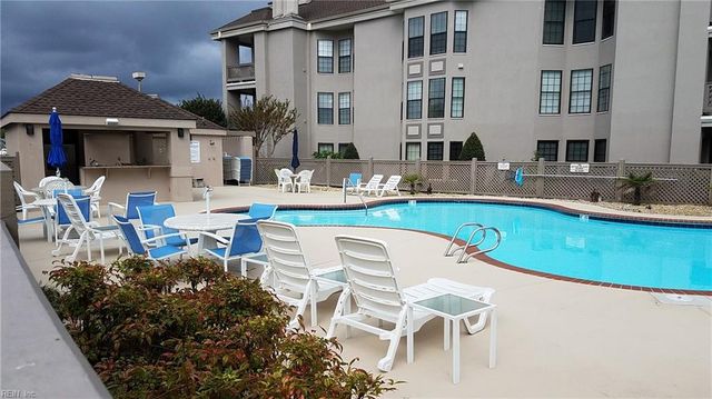 407 Harbour Point PT, Virginia Beach, VA 23451