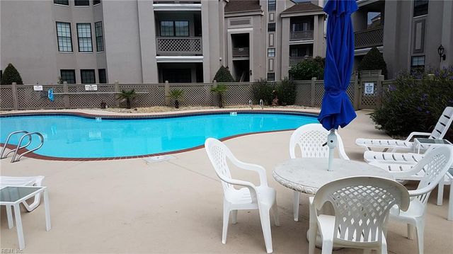 407 Harbour Point PT, Virginia Beach, VA 23451