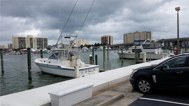 407 Harbour Point PT, Virginia Beach, VA 23451