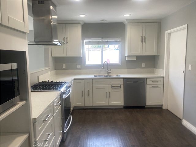 2272 Orangewood, Pomona, CA 91767