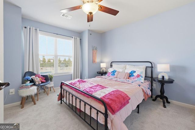 411 Royal Crescent Lane E, Canton, GA 30115