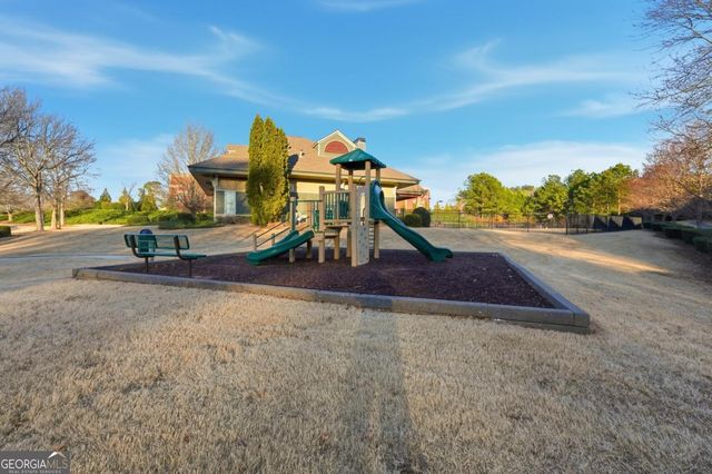 411 Royal Crescent Lane E, Canton, GA 30115