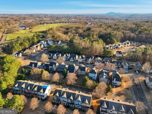 411 Royal Crescent Lane E, Canton, GA 30115