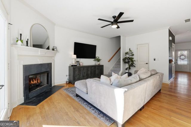 411 Royal Crescent Lane E, Canton, GA 30115