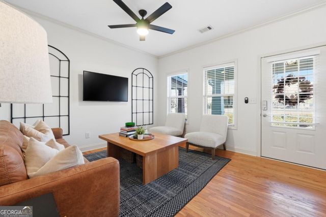 411 Royal Crescent Lane E, Canton, GA 30115