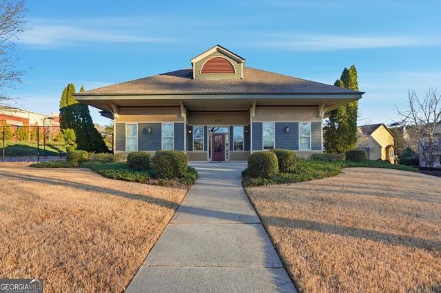 411 Royal Crescent Lane E, Canton, GA 30115