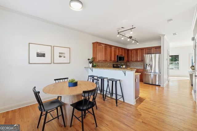 411 Royal Crescent Lane E, Canton, GA 30115