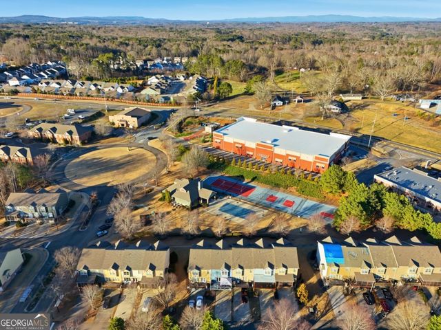 411 Royal Crescent Lane E, Canton, GA 30115