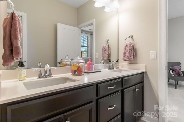 15417 Cimarron Hills Lane, Charlotte, NC 28278