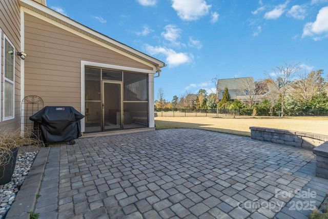 15417 Cimarron Hills Lane, Charlotte, NC 28278