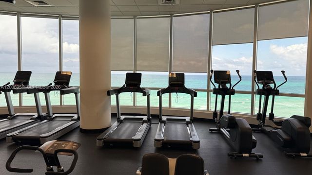 6365 Collins Ave 906, Miami Beach, FL 33141