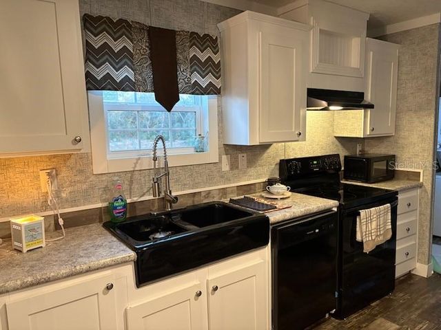 42300 FONSECA LANE, Deland, FL 32720