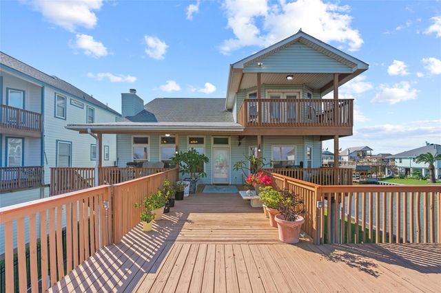 5 S Pintail Street, La Marque, TX 77568