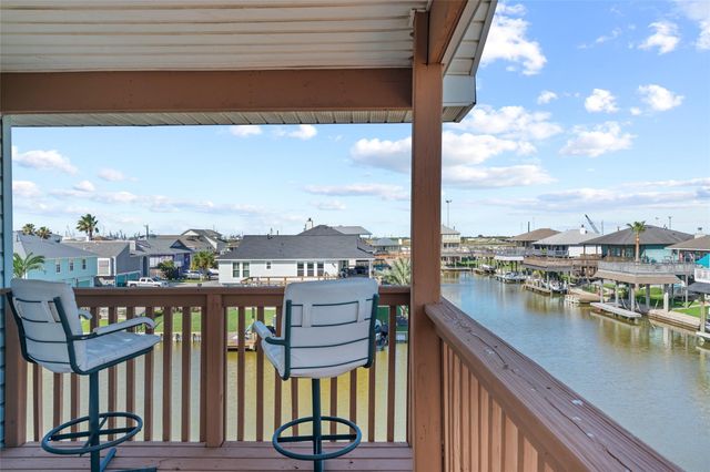 5 S Pintail Street, La Marque, TX 77568