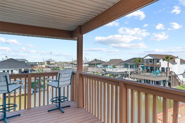 5 S Pintail Street, La Marque, TX 77568