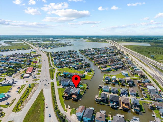 5 S Pintail Street, La Marque, TX 77568
