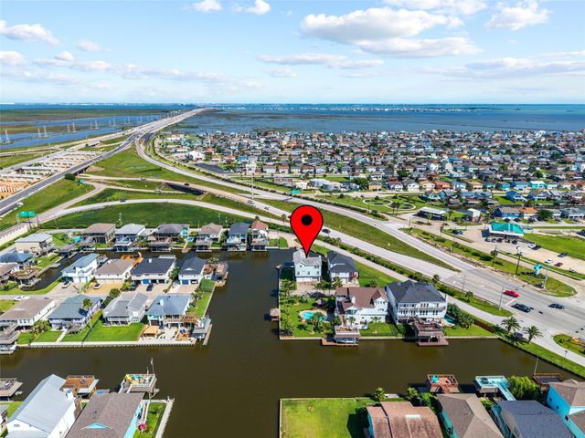 5 S Pintail Street, La Marque, TX 77568