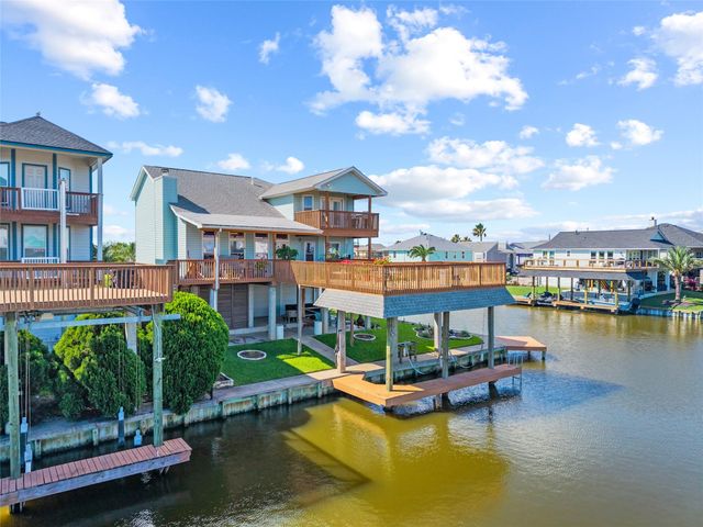 5 S Pintail Street, La Marque, TX 77568