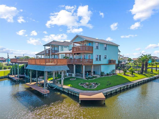 5 S Pintail Street, La Marque, TX 77568