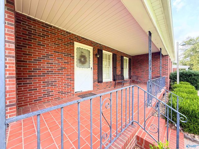 1723 Dianne Street SW, Decatur, AL 35601