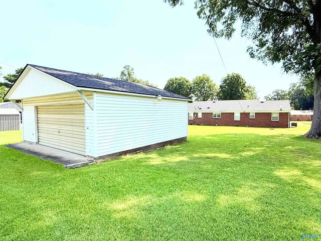 1723 Dianne Street SW, Decatur, AL 35601